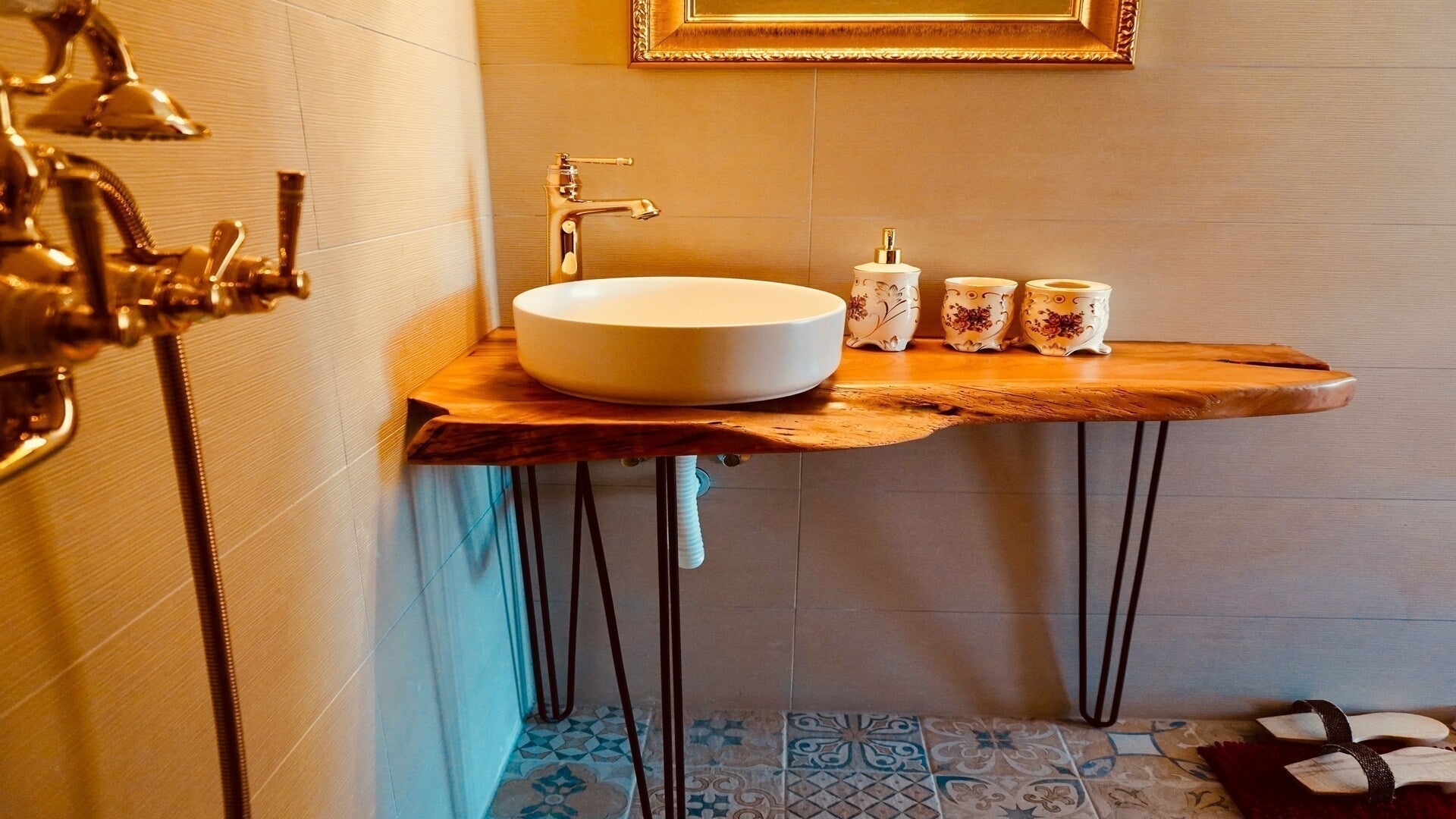 Ceramic vs. Stone Countertop Basins – Which One Fits Your Style?