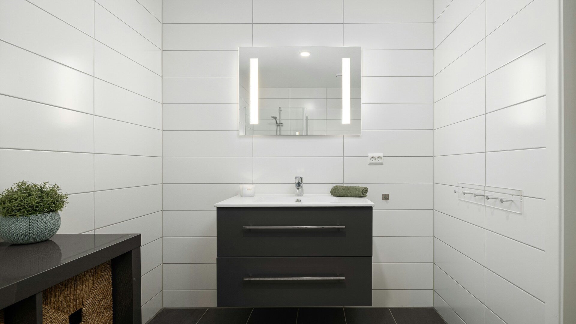 vanity unit